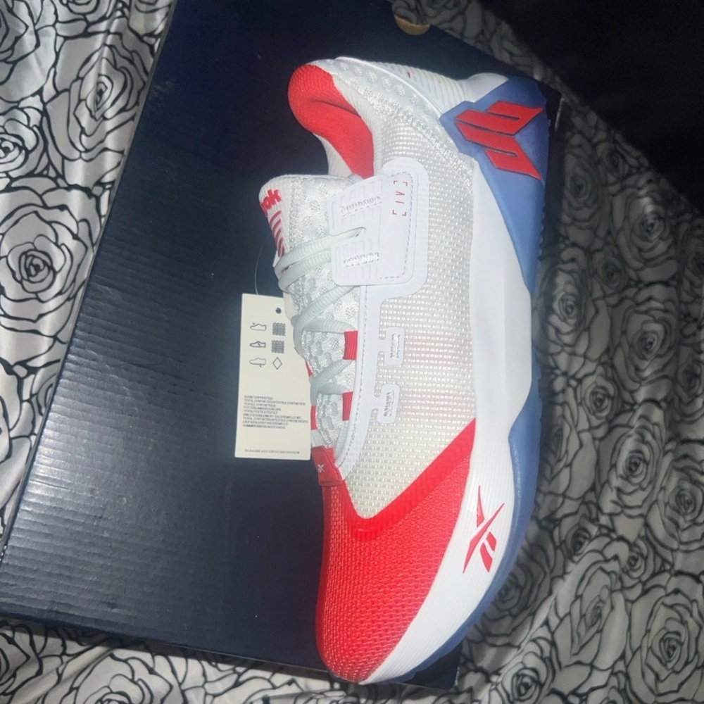 New Reebok Running shoes - Picture 2 of 6